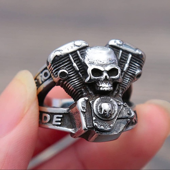 Brand New Unisex Size 2 Steampunk’s Skull Rider Ring Stainless Steel Adjustable - Picture 4 of 7